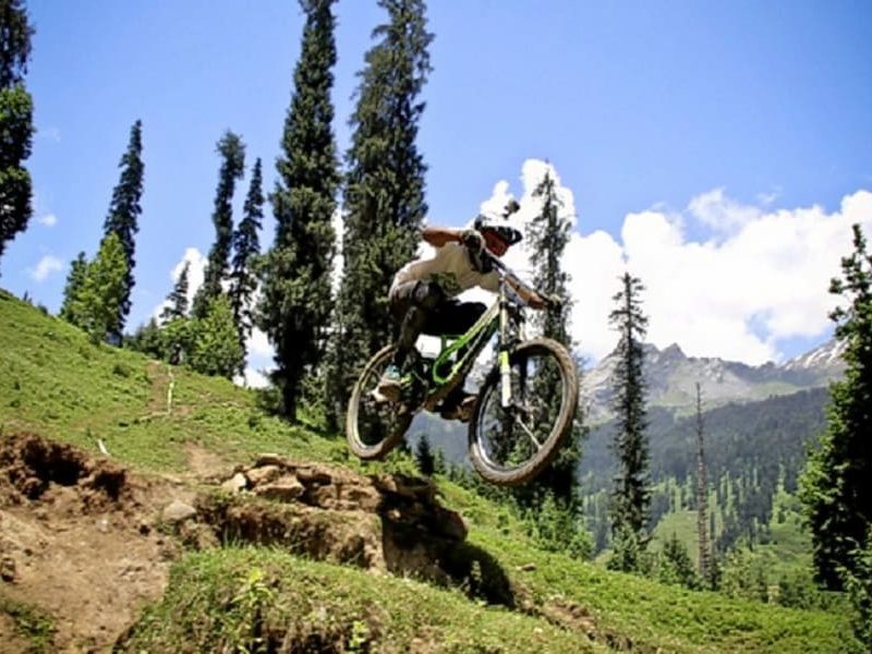 Downhill Cycling In Manali